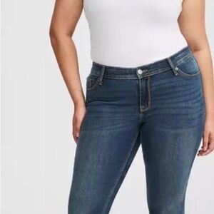 EUC Torrid Dark Blue Boot Cut Jeans